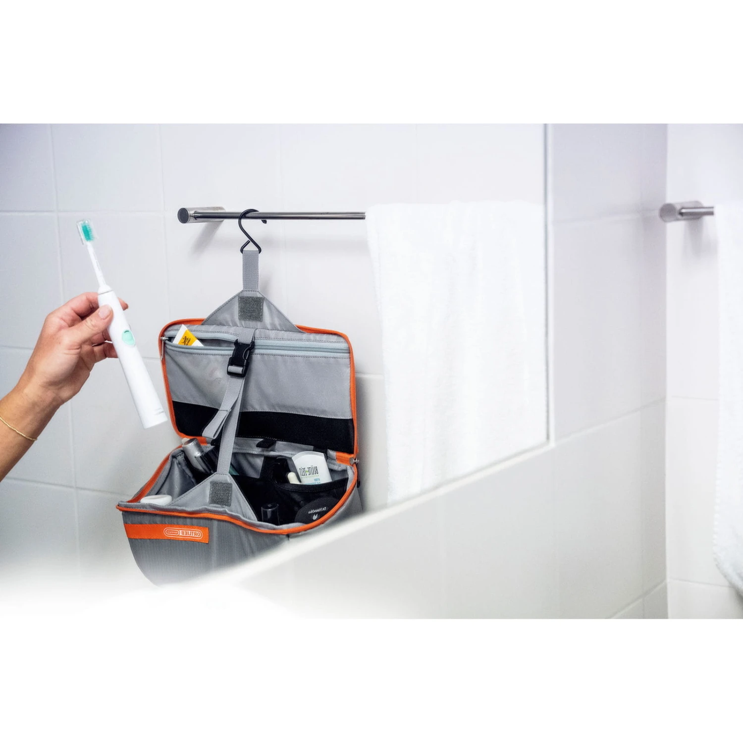 ORTLIEB Toiletry Bag - Kulturbeutel Für Radtaschen - Image 4